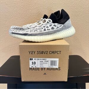 Yeezy Boost 350 V2 CMPCT
'Panda' Size 10 Brand New